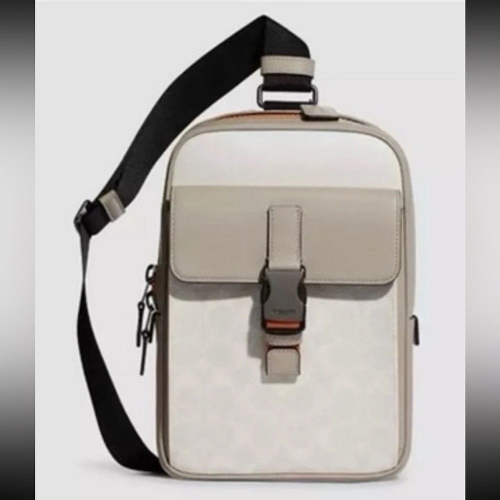 COACH C8126 Track Pack in Colorblock Signature Canvas Charcoal Denim - Picture 2 of 12